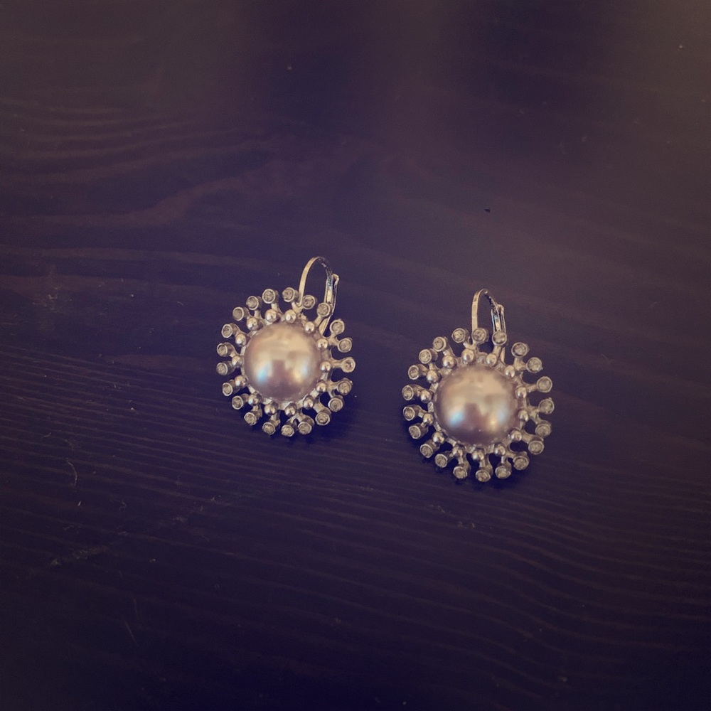 Silver Pearl Earrings